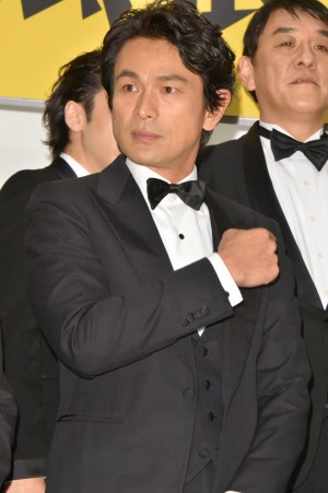 映画『孤狼の血』完成披露試写会に登場した江口洋介