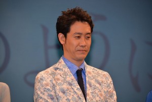 映画『恋は雨上がりのように』完成披露試写会に登壇した大泉洋