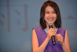 映画『恋は雨上がりのように』完成披露試写会に登壇した松本穂香