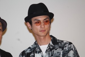 「第27回日本映画プロフェッショナル大賞」授賞式に出席した高良健吾