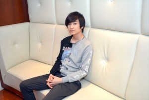 『わたしに××しなさい！』『おっさんずラブ』に出演中の金子大地にインタビュー