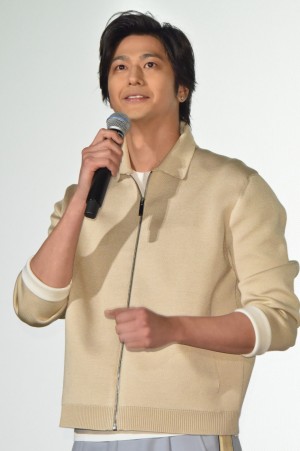 映画『となりの怪物くん』初日舞台挨拶に登壇した速水もこみち