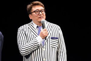 福田雄一監督、『50回目のファーストキス』完成披露舞台挨拶に登壇