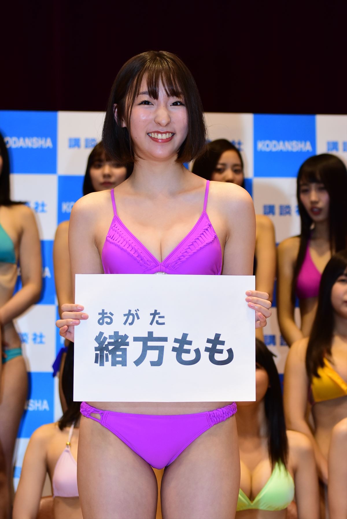 「ミスマガジン2018」ベスト16メンバー、水着姿を披露