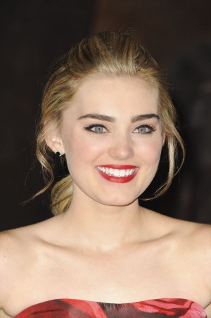 レッドカーペットに登場したメグ・ドネリー