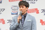 明治ブルガリアヨーグルト2018年『ヨーグルトの日』記念イベントに登場した岡田准一