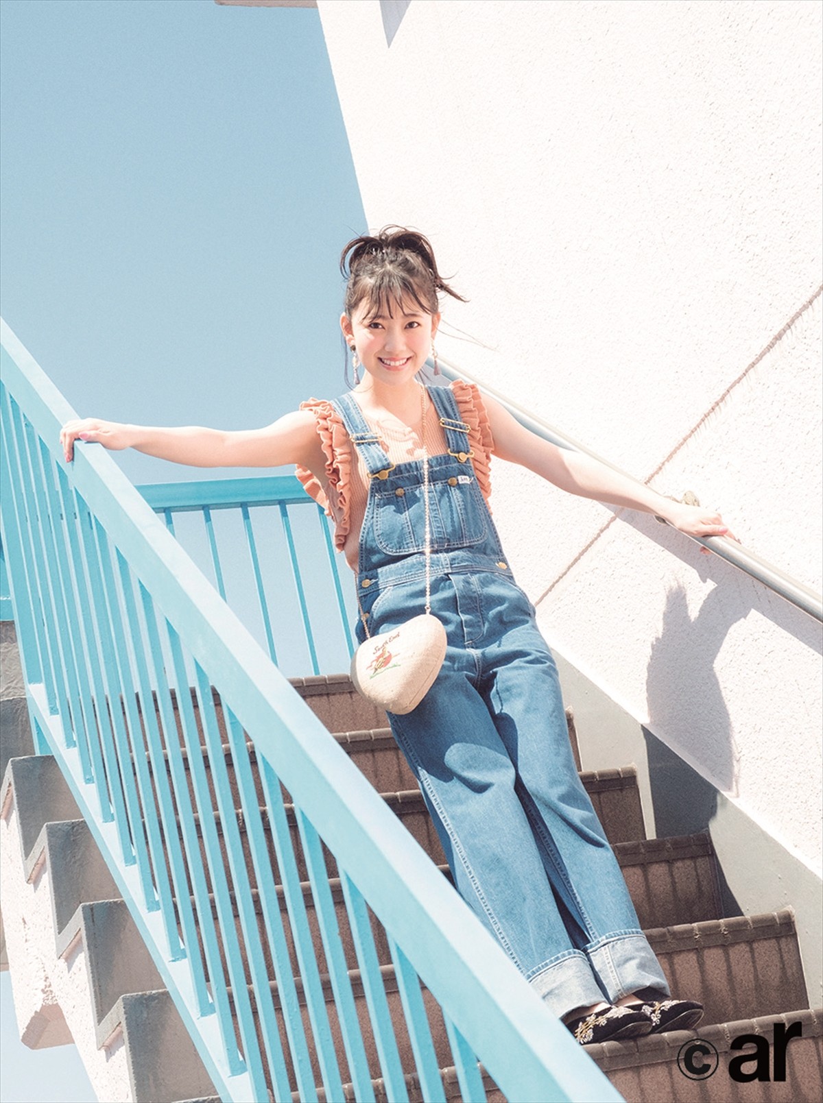 広瀬すず、透明感あふれるワイルド美ボディ披露　目標の肌は綾瀬はるか