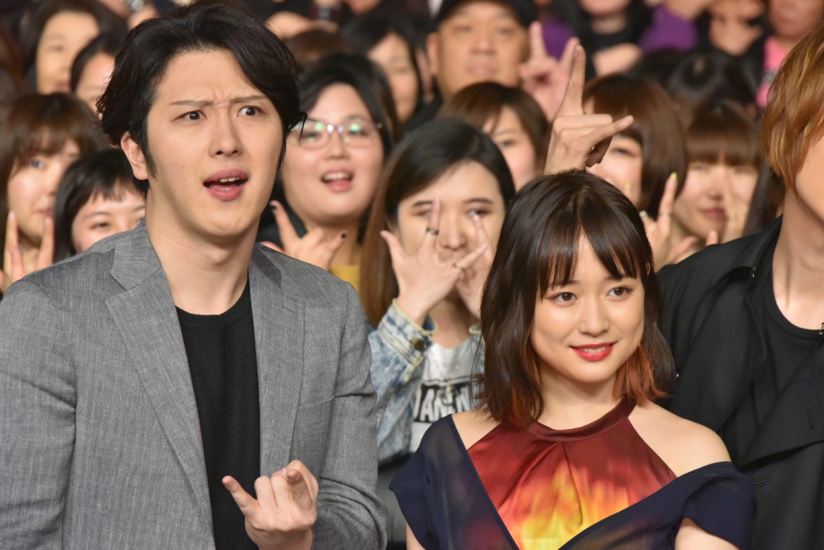 長澤まさみ、ヘヴィメタ演劇に挑戦「魂を解放していきたい」