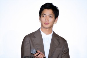 『ラブ×ドック』公開記念舞台挨拶に登壇した野村周平