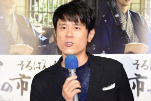 土曜時代ドラマ『そろばん侍 風の市兵衛』試写会に登場した原田泰造