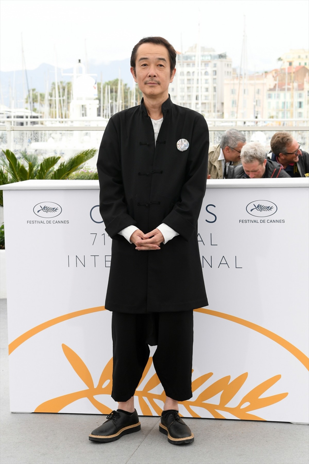 『万引き家族』是枝監督・キャスト、カンヌ映画祭フォトコール＆記者会見に出席