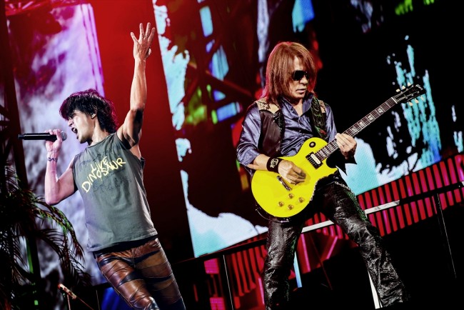 B’z、30周年記念の大型エキシビション映像作品が劇場上映決定