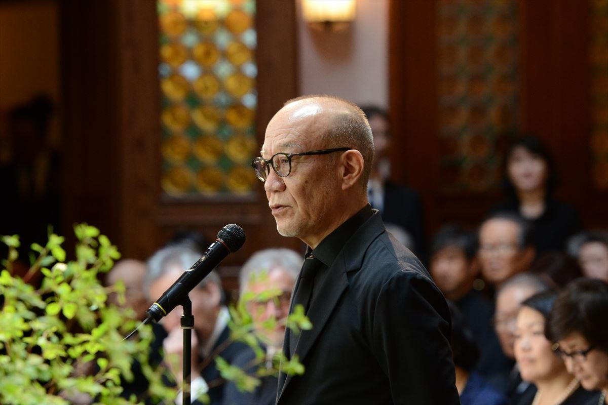 高畑勲監督お別れ会、盟友・宮崎駿監督が涙で思い出を語る