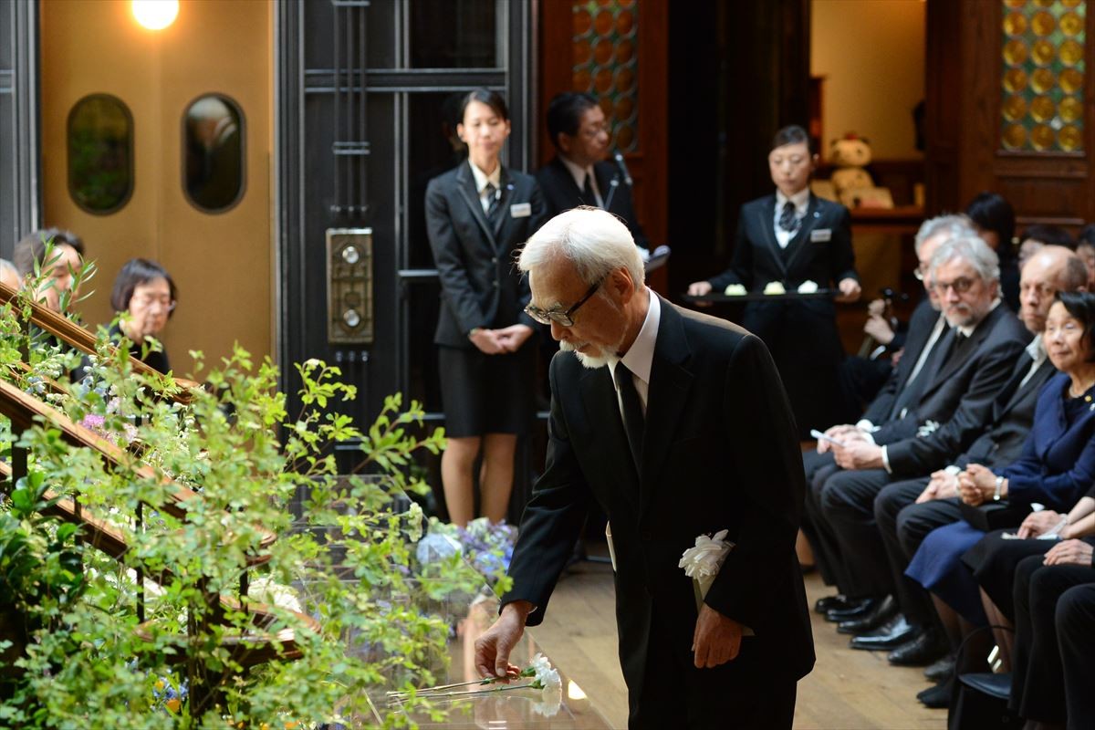 高畑勲監督お別れ会、盟友・宮崎駿監督が涙で思い出を語る