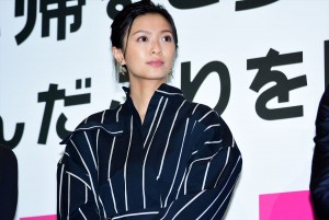 『家に帰ると妻が必ず死んだふりをしています。』完成披露試写会に登壇した榮倉奈々