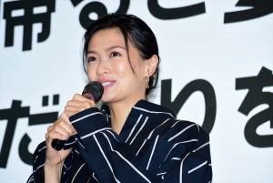 『家に帰ると妻が必ず死んだふりをしています。』完成披露試写会に登壇した榮倉奈々