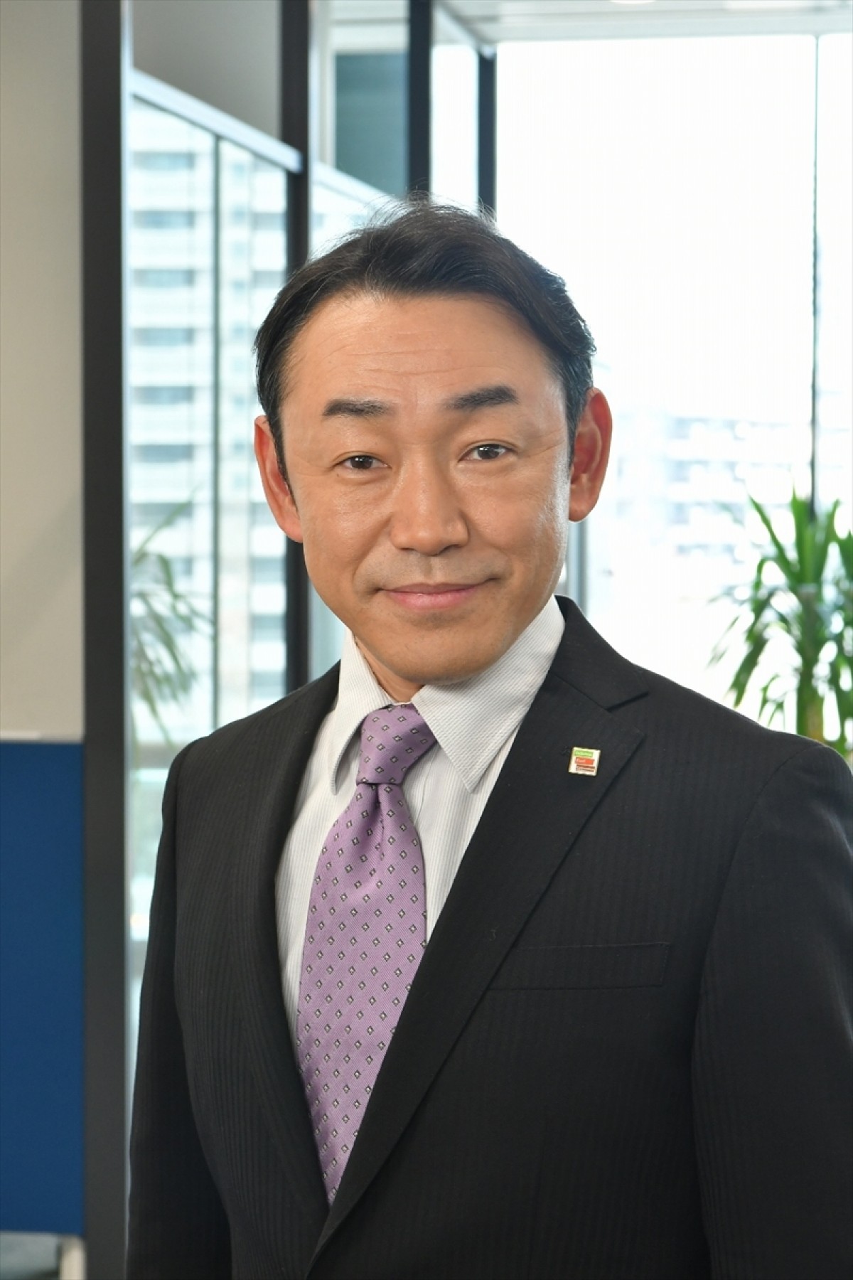 仲村トオル、新ドラマで崖っぷち企業の再生に挑む