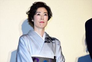 『のみとり侍』初日舞台挨拶に登壇した寺島しのぶ