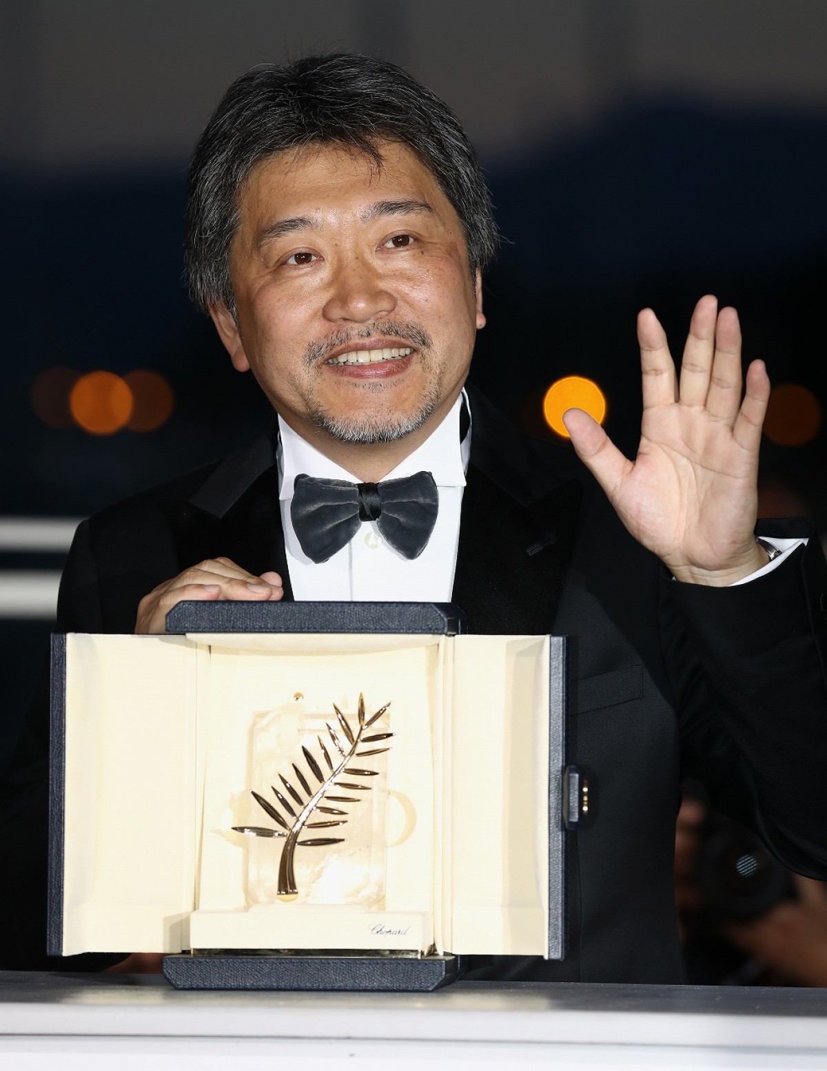 パルムドール受賞の是枝監督＆リリー、安藤、松岡らが喜びのコメント