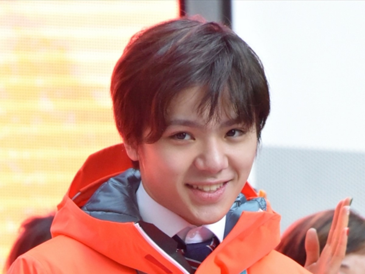 先輩&仲間たちとジョジョ立ちを披露した宇野昌磨
