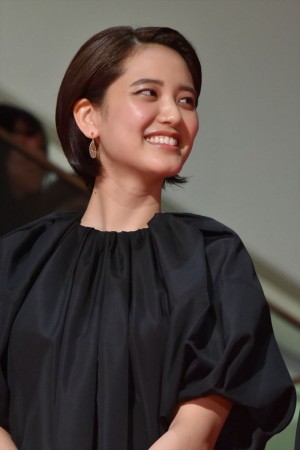 『50回目のファーストキス』レッドカーペットセレモニーに登場した山崎紘菜