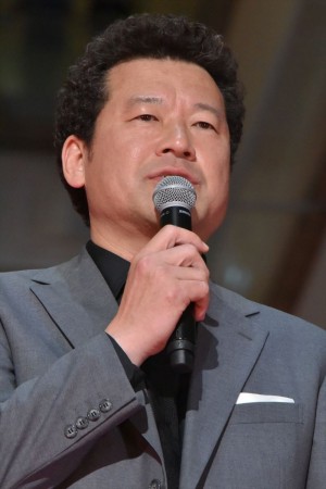 『50回目のファーストキス』レッドカーペットセレモニーに登場した佐藤二朗