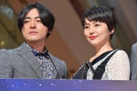 『50回目のファーストキス』レッドカーペットセレモニーに登場した山田孝之、長澤まさみ