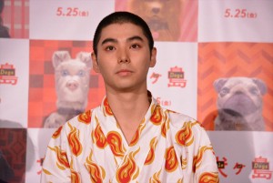 映画『犬ヶ島』来日記念舞台挨拶に登壇した村上虹郎