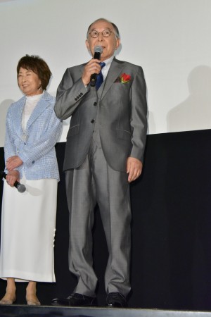 『妻よ薔薇のように 家族はつらいよIII』初日舞台挨拶に登壇した橋爪功