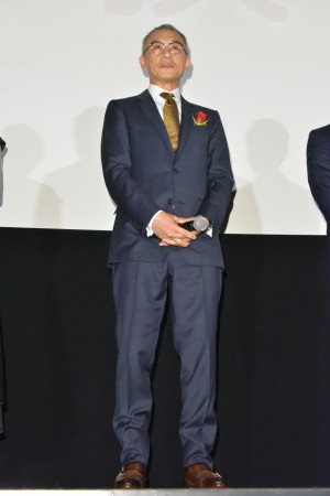 『妻よ薔薇のように 家族はつらいよIII』初日舞台挨拶に登壇した西村まさ彦