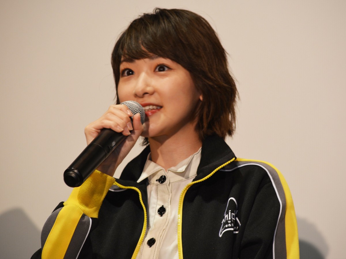 生駒里奈、hide愛炸裂「ライブでhideさんっぽい歩き方やってた」