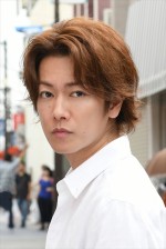 『義母と娘のブルース』に出演する佐藤健