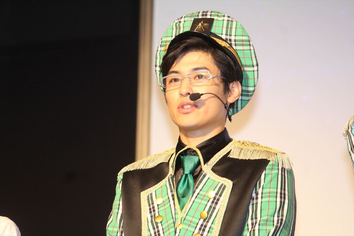 志尊淳、4人組アイドルとして生歌披露「楽しめたらいいなと」