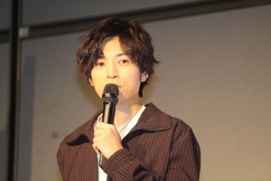 『劇場版ドルメンX』「特別試写会ファン感謝デー」に登場した桐山漣