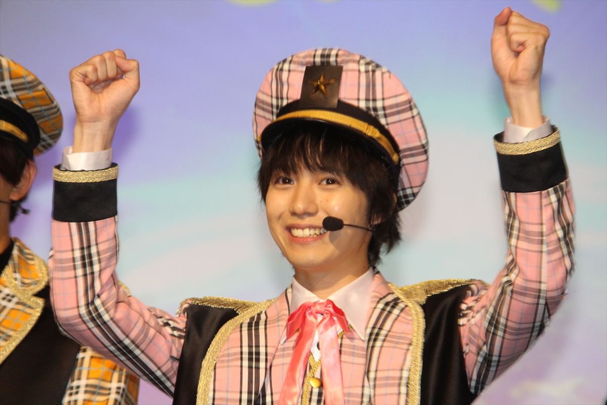 志尊淳、4人組アイドルとして生歌披露「楽しめたらいいなと」
