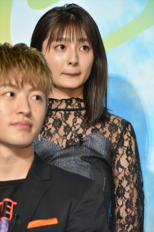 『虹色デイズ』完成披露試写会に登場した吉川愛