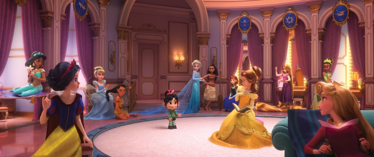 『シュガー・ラッシュ:オンライン』ディズニープリンセス集合カット