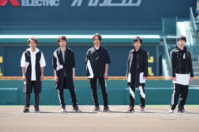 (左から)大野智、櫻井翔、相葉雅紀、二宮和也、松本潤