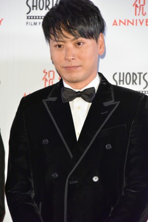 「ショートショート フィルムフェスティバル ＆ アジア 2018」レッドカーペットイベントに登場した山下健二郎