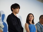 映画『猫は抱くもの』完成披露試写会舞台挨拶にて