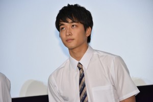 映画『わたしに××しなさい！』完成披露上映会に登壇した佐藤寛太