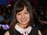 【写真あり】橋本環奈、自分の“巨大ポスター”を撮影する姿を友人に撮られてしまう