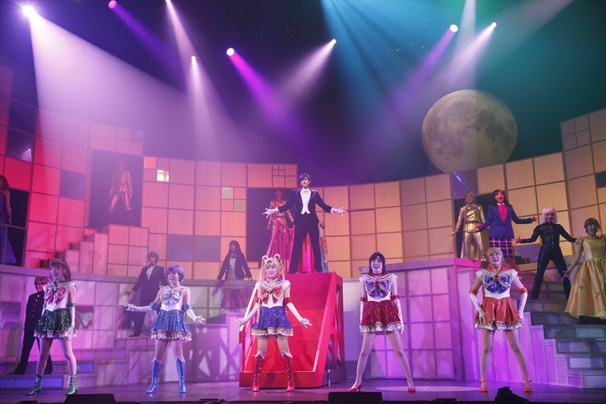 乃木坂46・高山一実『セーラームーン』グッズ買いすぎて「破産するかと」