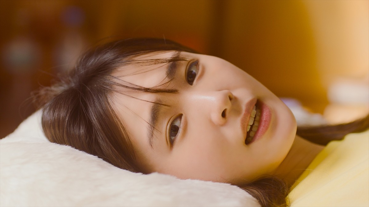 新垣結衣、チキンラーメン新CMで脱力＆面倒くさがりな「ぐで垣結衣」に
