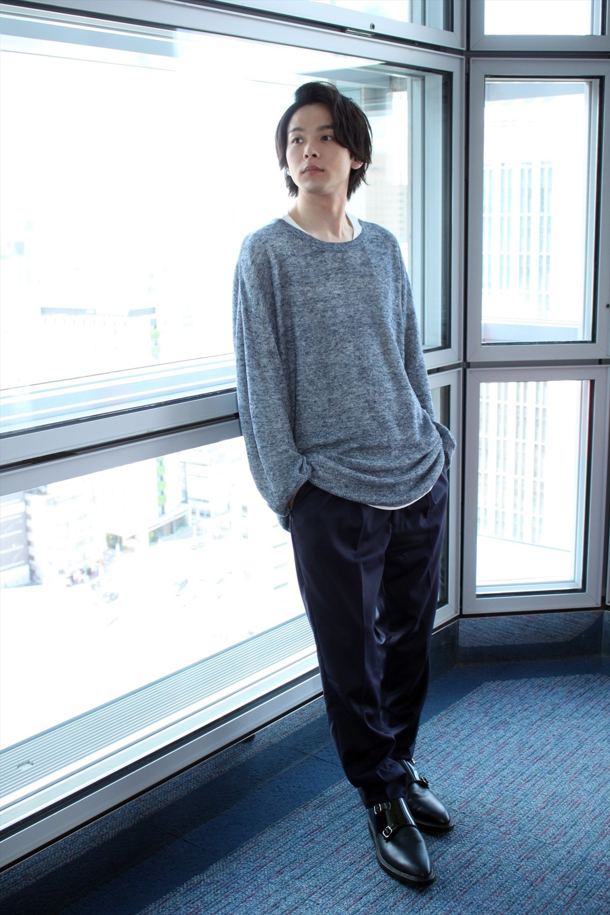 中村倫也、『崖っぷちホテル！』浜辺美波との“コンビ芸”に自信