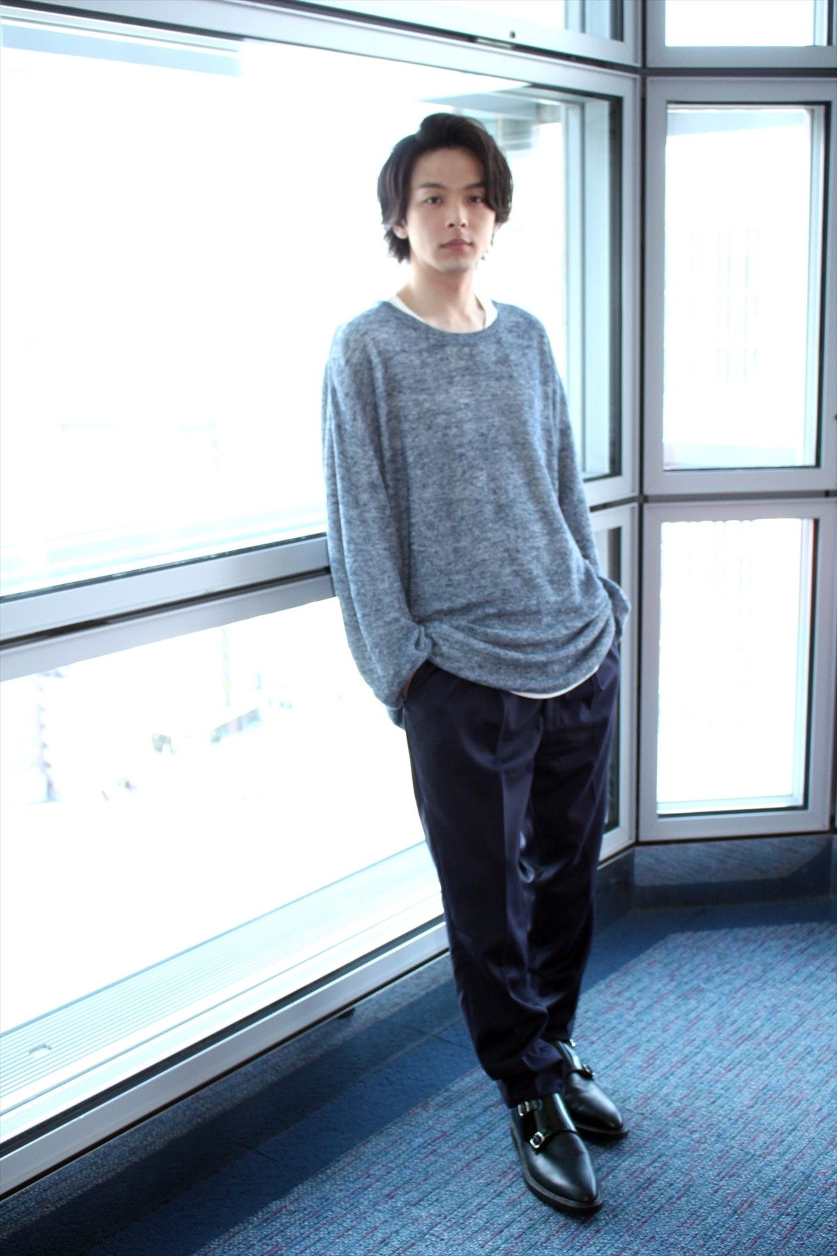 中村倫也、『崖っぷちホテル！』浜辺美波との“コンビ芸”に自信