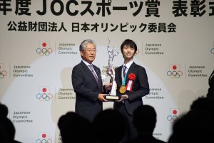 平成29年度JOCスポーツ賞 表彰式に出席した羽生結弦