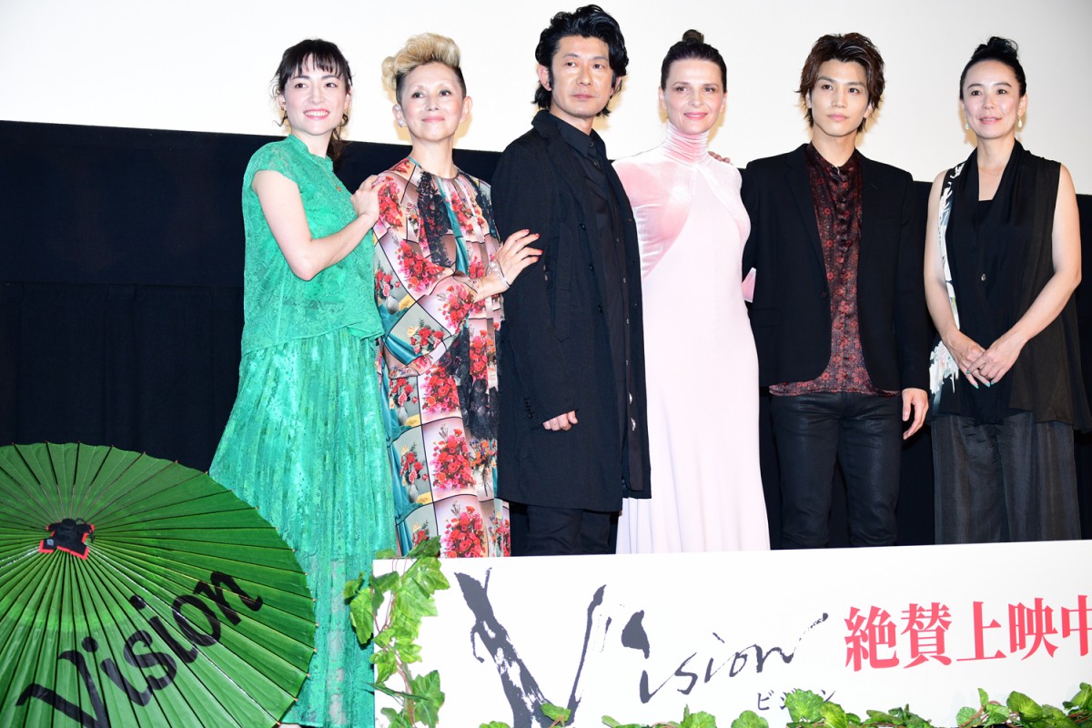 岩田剛典、大女優ビノシュは「フランスのお母さん」『Vision』舞台挨拶