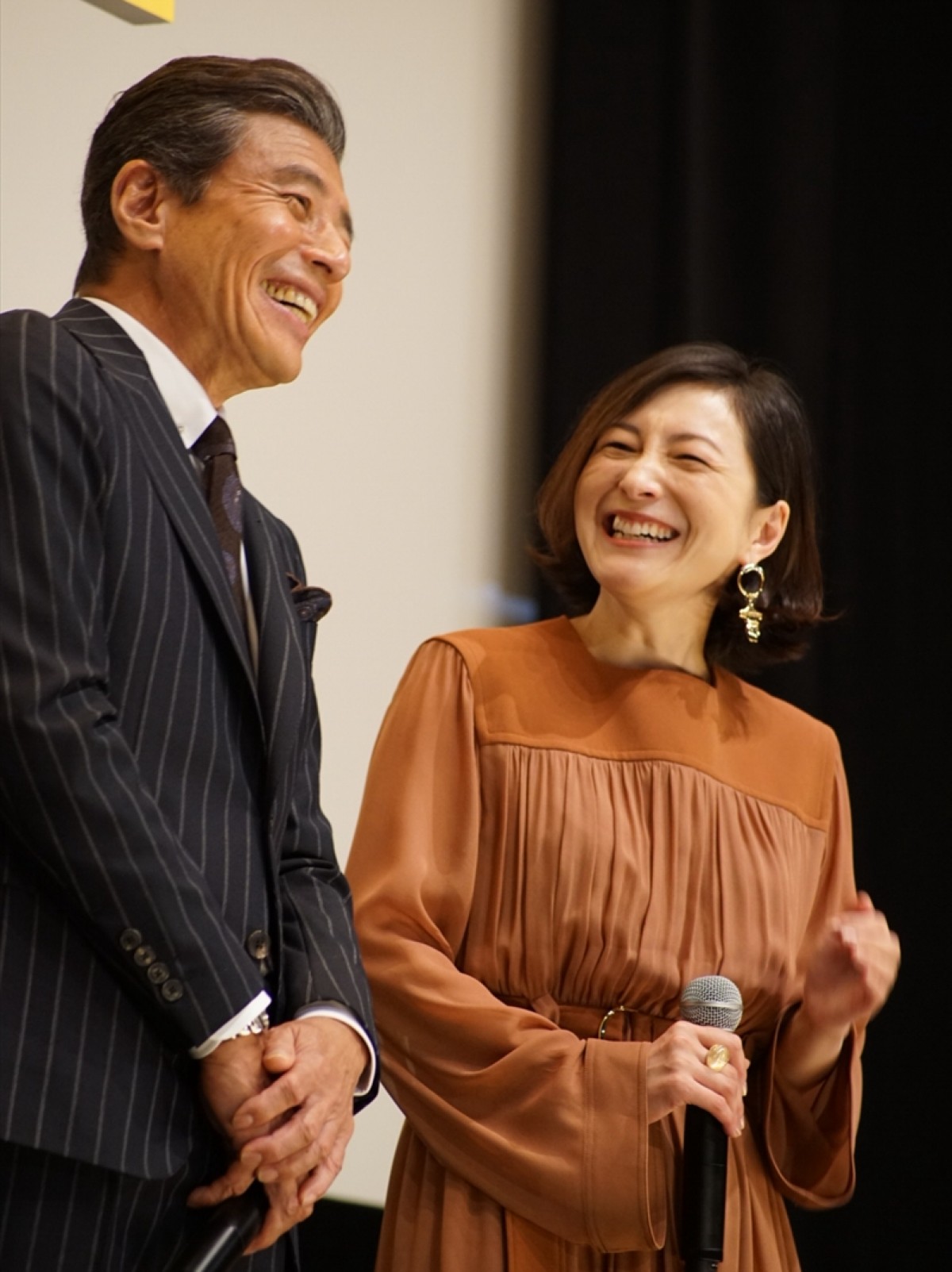 舘ひろし、“終わらない”秘訣は女好き？　映画『終わった人』舞台挨拶