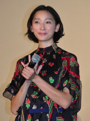 映画『それいけ！アンパンマン　かがやけ！クルンといのちの星』完成披露試写会に出席した杏